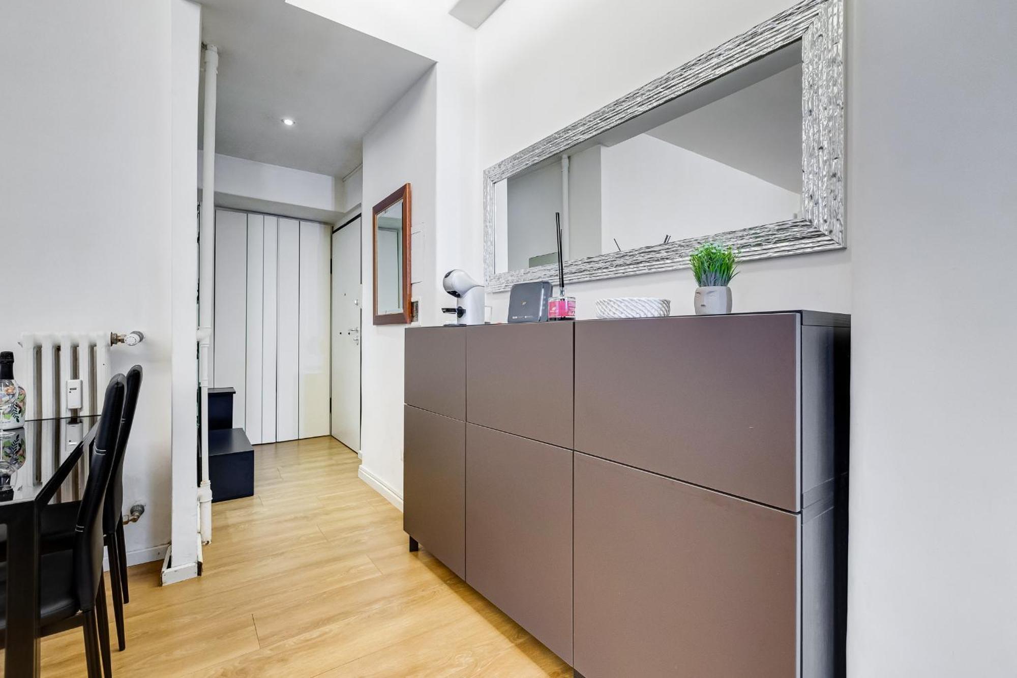 רומא Vivilo Collection - Statonia Design Apartment מראה חיצוני תמונה