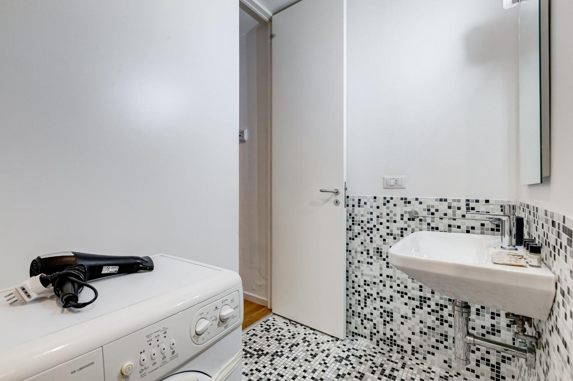 רומא Vivilo Collection - Statonia Design Apartment מראה חיצוני תמונה